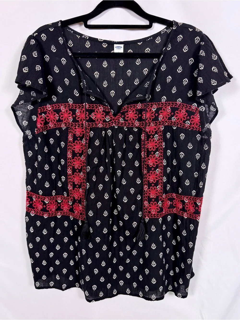 Old Navy Boho Embroidered Flutter Sleeve Blouse Sz L Black Red Tassel Top